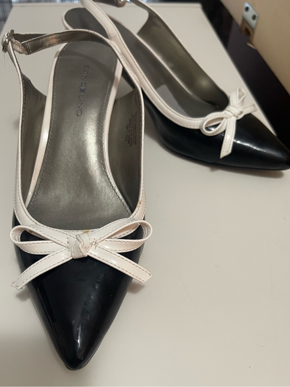 Bandolino Black and White Pointed Slingback Pumps with Bow Accent